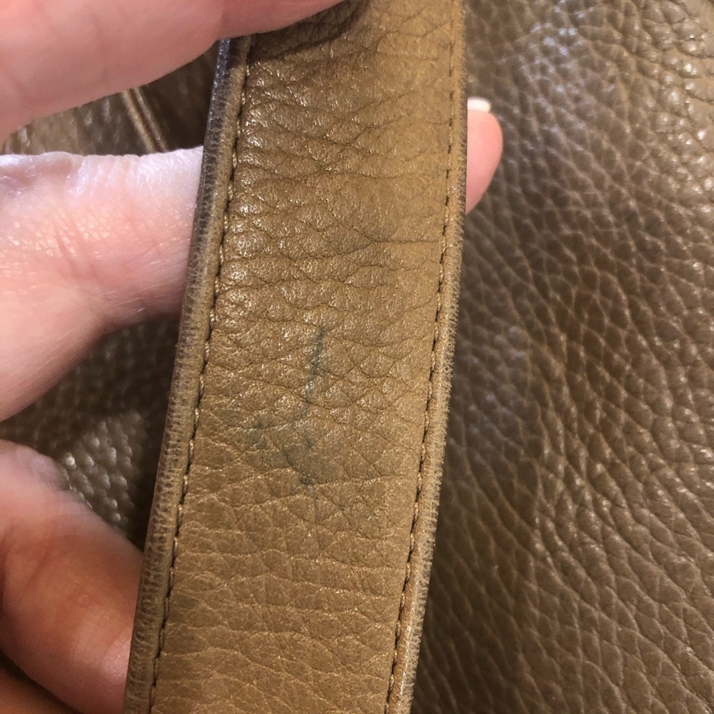 The Sak brown leather shoulder bag. Top zip. Casual outside zip pocket - Picture 13 of 15